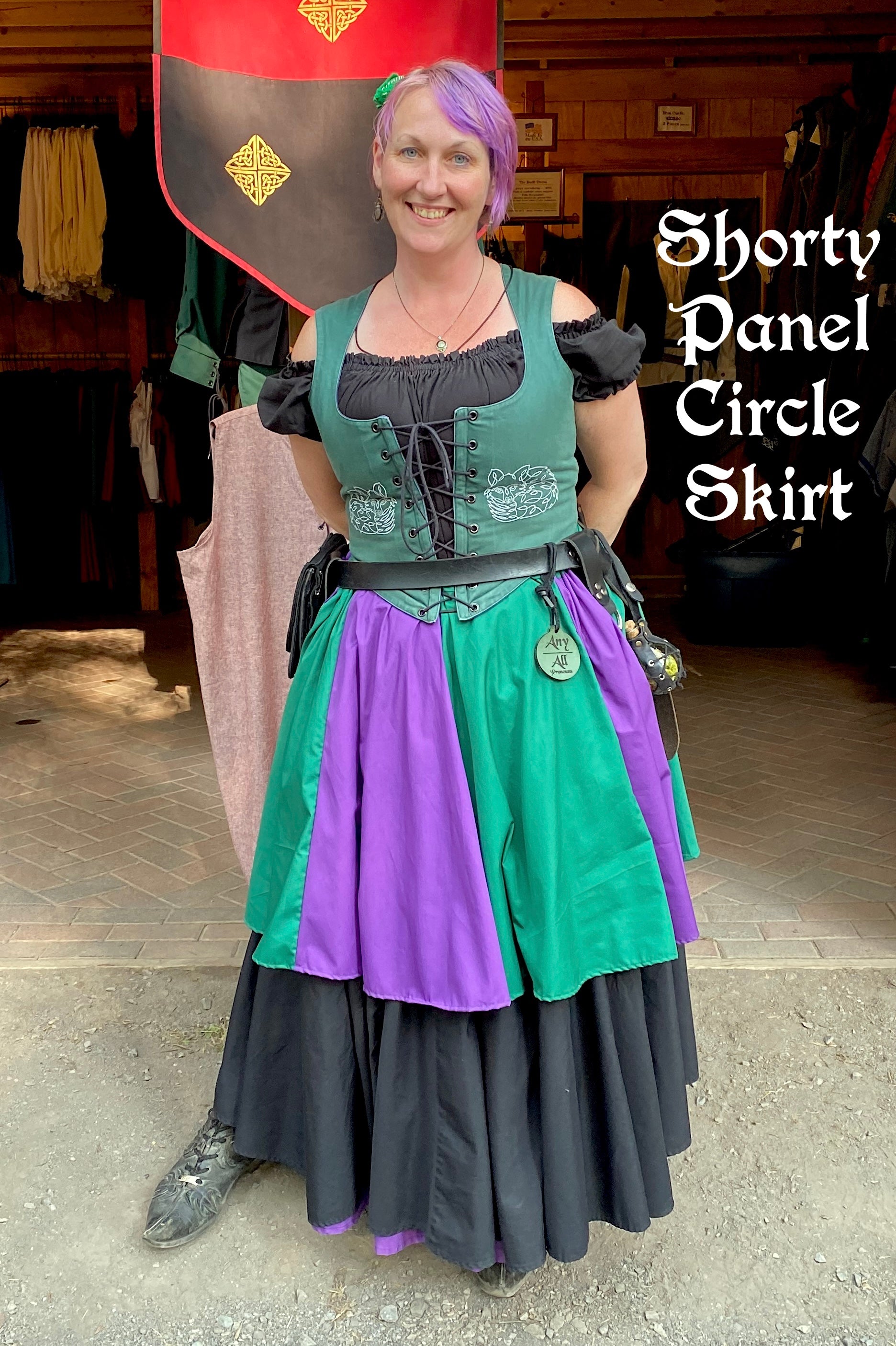 Circle Skirt - Shorty, with pockets