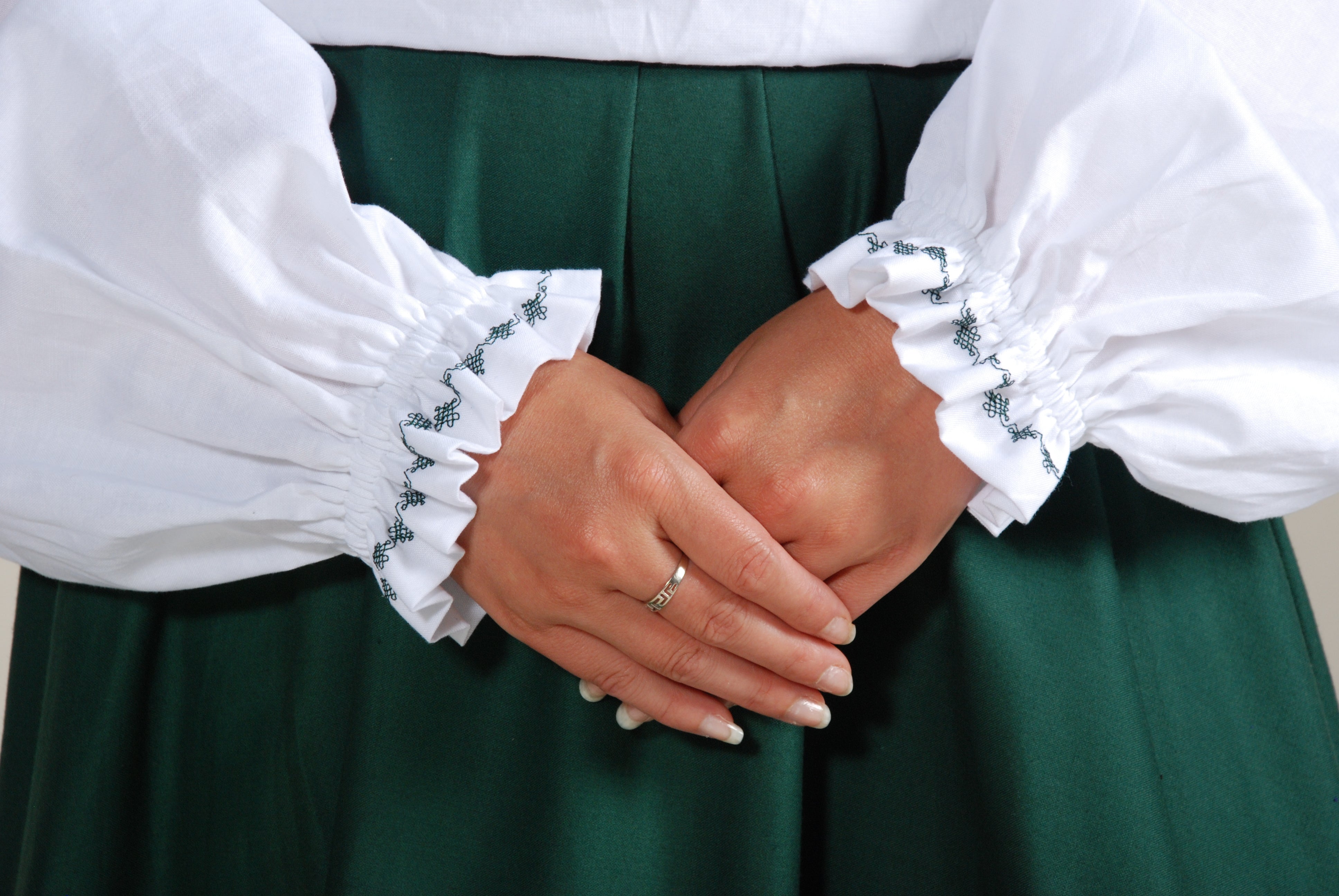 Wench Chemise - Plain, Lace, or Embroidered