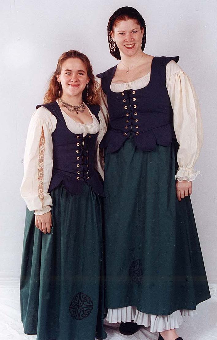 Merchant Bodice / Petal Bodice - plain or Celtic embroidered