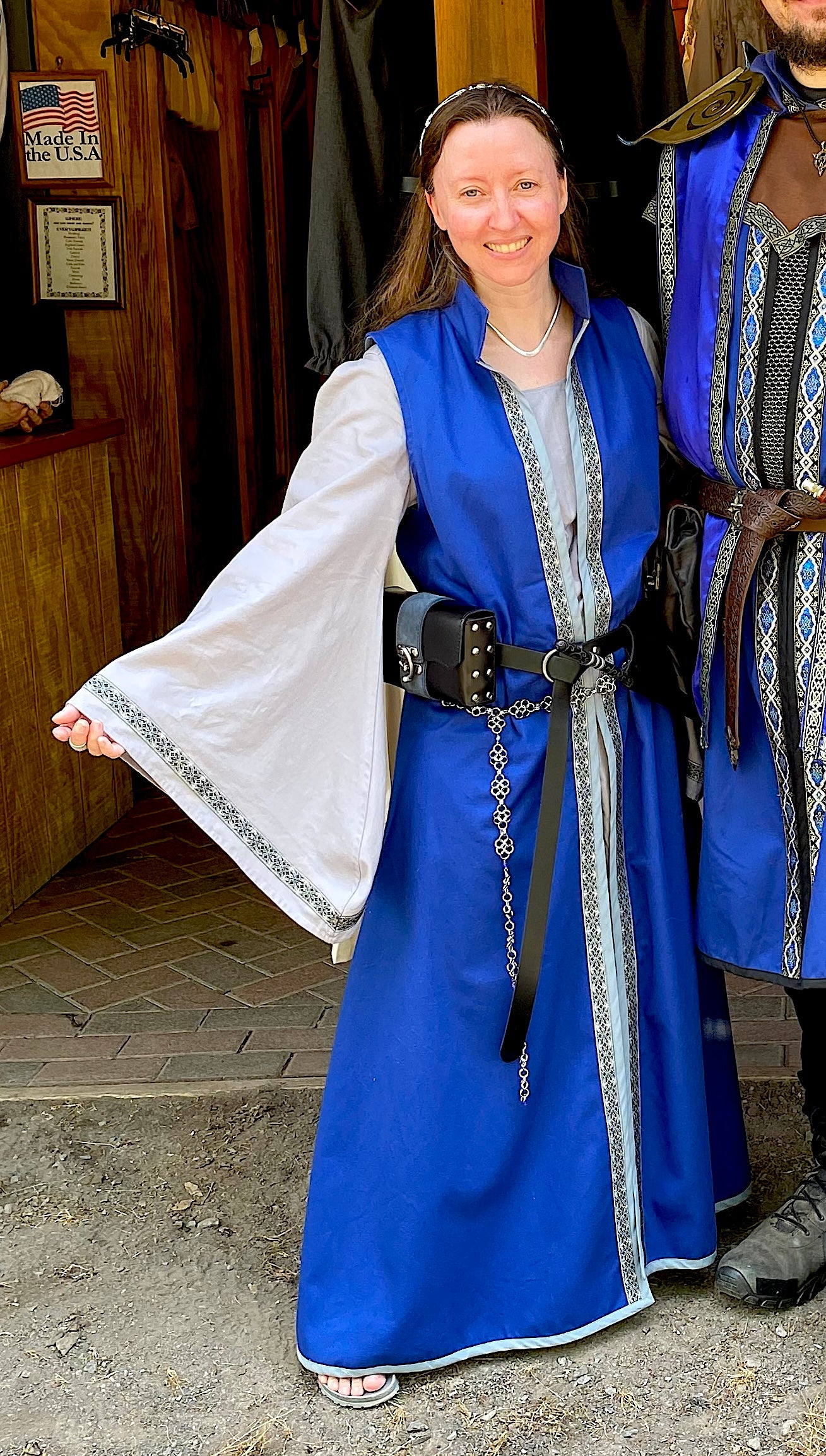 Kirtle - Straight or Angel Sleeves