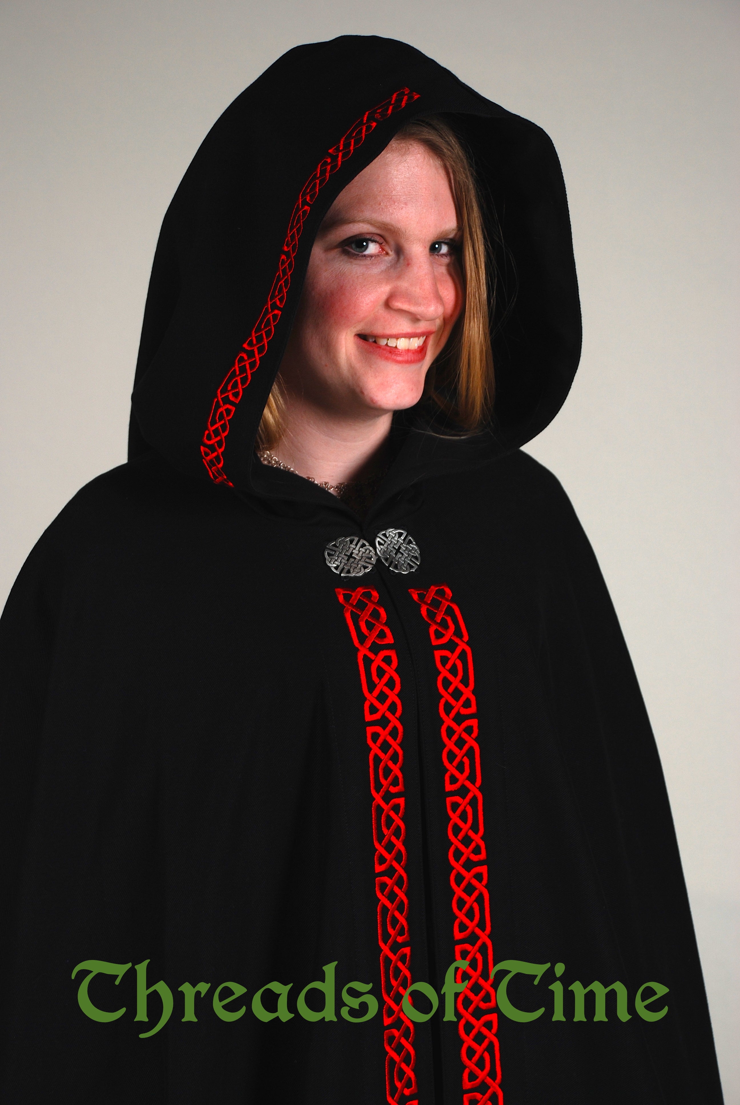 Embroidered Cloak - Knotty, Tribal